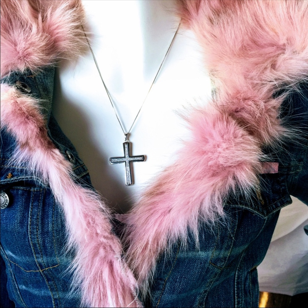 Stylish Diamond & Solid Silver Cross Necklace
